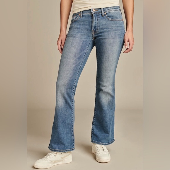 Lucky Brand Denim - Lucky Brand Sweet Mid Rise Women's Flare Leg Blue Jeans NWOT